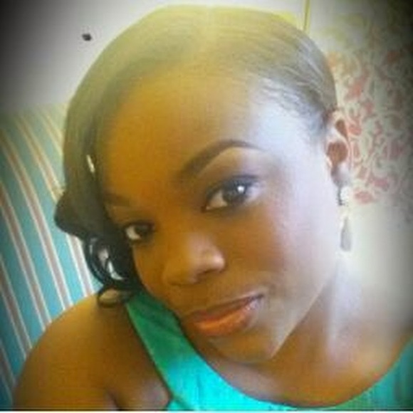 Meet your Posher, Tiffany - Picture 1 of 1